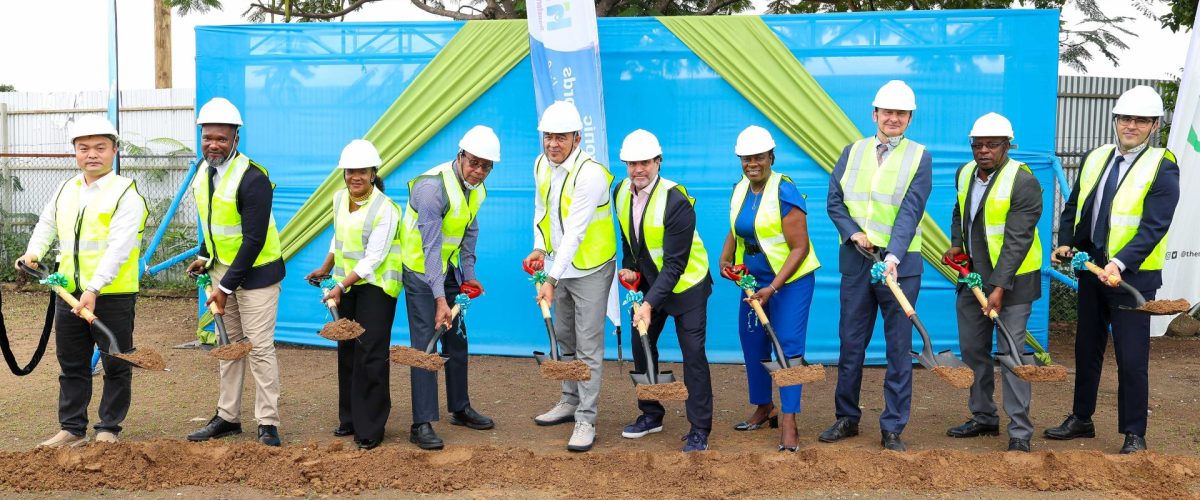(from left) Jay Wong, General Manager of China Civil Engineering Construction Corporation (CCECC); Orett Clarke, Programme Manager, Health Systems Strengthening Programme (HSSP); Denise Daley, Member of Parliament for Eastern St Catherine; His Worship Councillor Norman Scott, Mayor of Spanish Town; Minister of Health and Wellness, Dr Christopher Tufton; Lorenzo Escondeur, Chief of Operations, Inter-American Development Bank (IDB) in Jamaica; Dr Nicolette Henry, Senior Health Specialist - Social Protection and Health Division, Inter-American Development Bank (IDB) in Jamaica; Piotr Byczkowski, Deputy Head of Mission, Delegation of the European Union to Jamaica; Abdon Campbell, Parish Manager, St Catherine Health Services; and Javier San Román, Chargé d’Affaires a.i. of the Embassy of Spain in Jamaica.